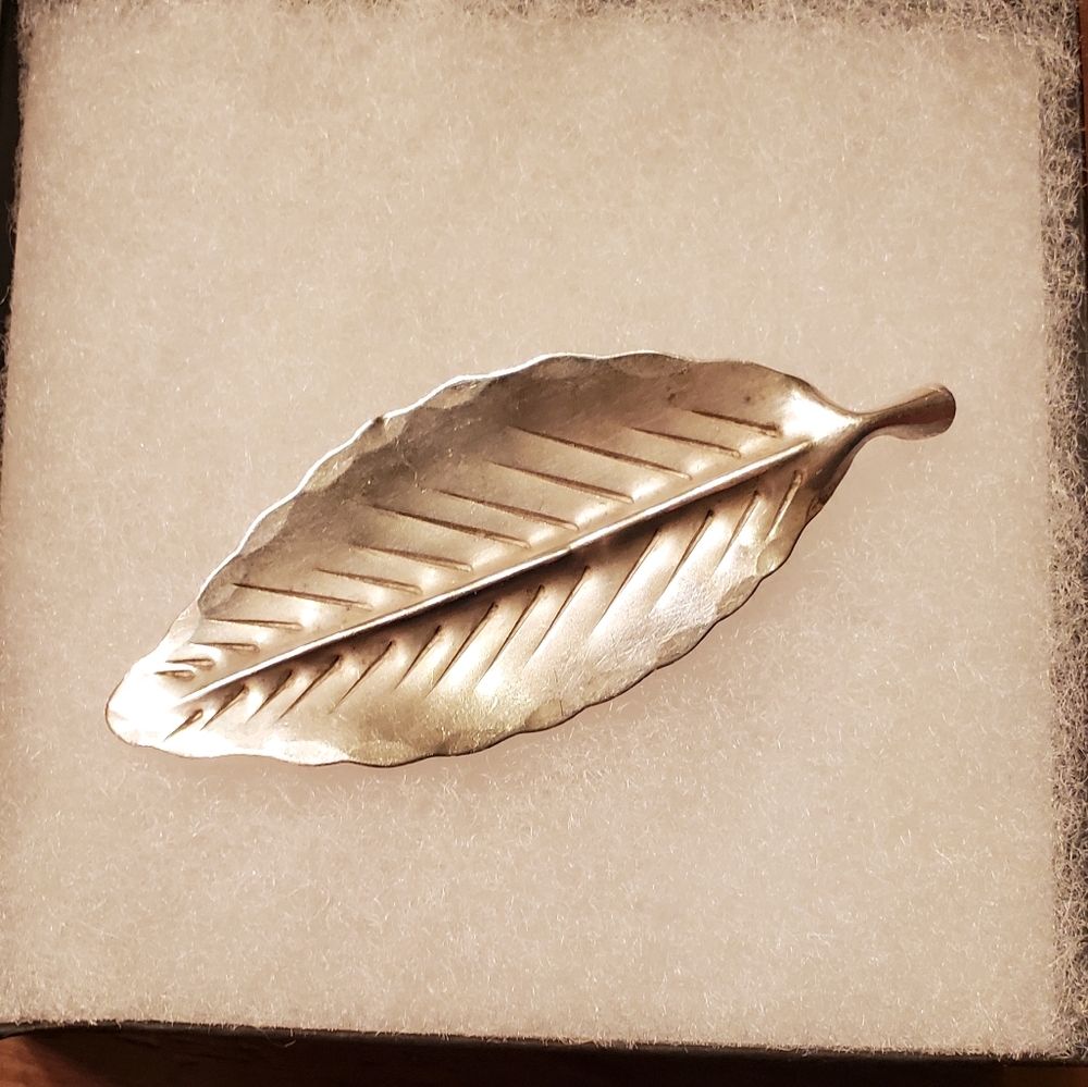 Stuart Nye Vintage Sterling Hand Wrought Willow Leaf Brooch